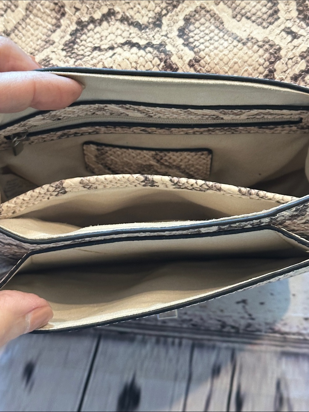 Steve Madden Neutral Snake-Print Crossbody Bag with Silver Hardware - Picture 4 of 11